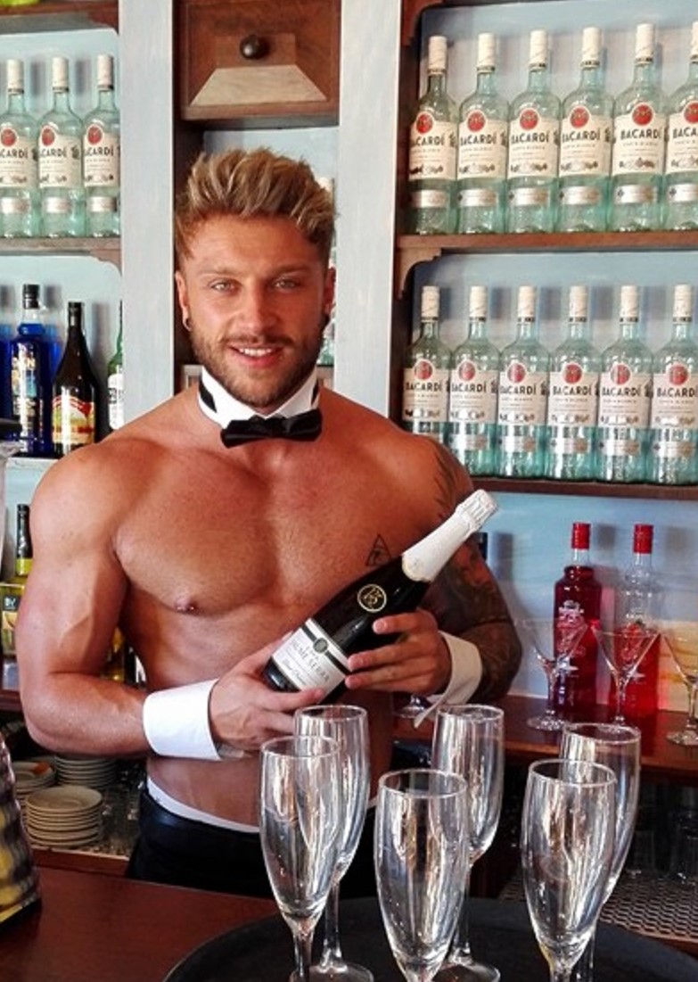 Champagne reception and cheeky butler welcome in ibiza
